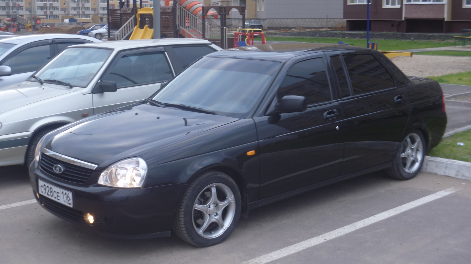 Lada Приора седан 1.8 бензиновый 2008 | Premier(удлинёнка) 1.8 на DRIVE2