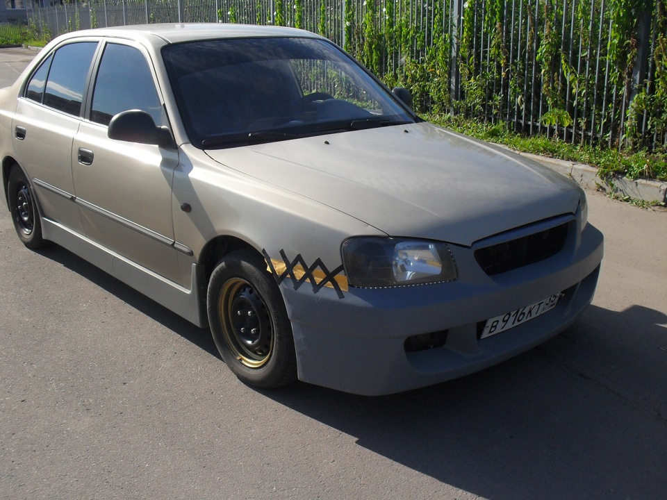 Hyundai accent тюнинг. Hyundai Accent 2007 обвес. Обвес на Хундай акцент 2007. Hyundai Accent 2000 JDM. Обвес ATH Hyundai Accent.