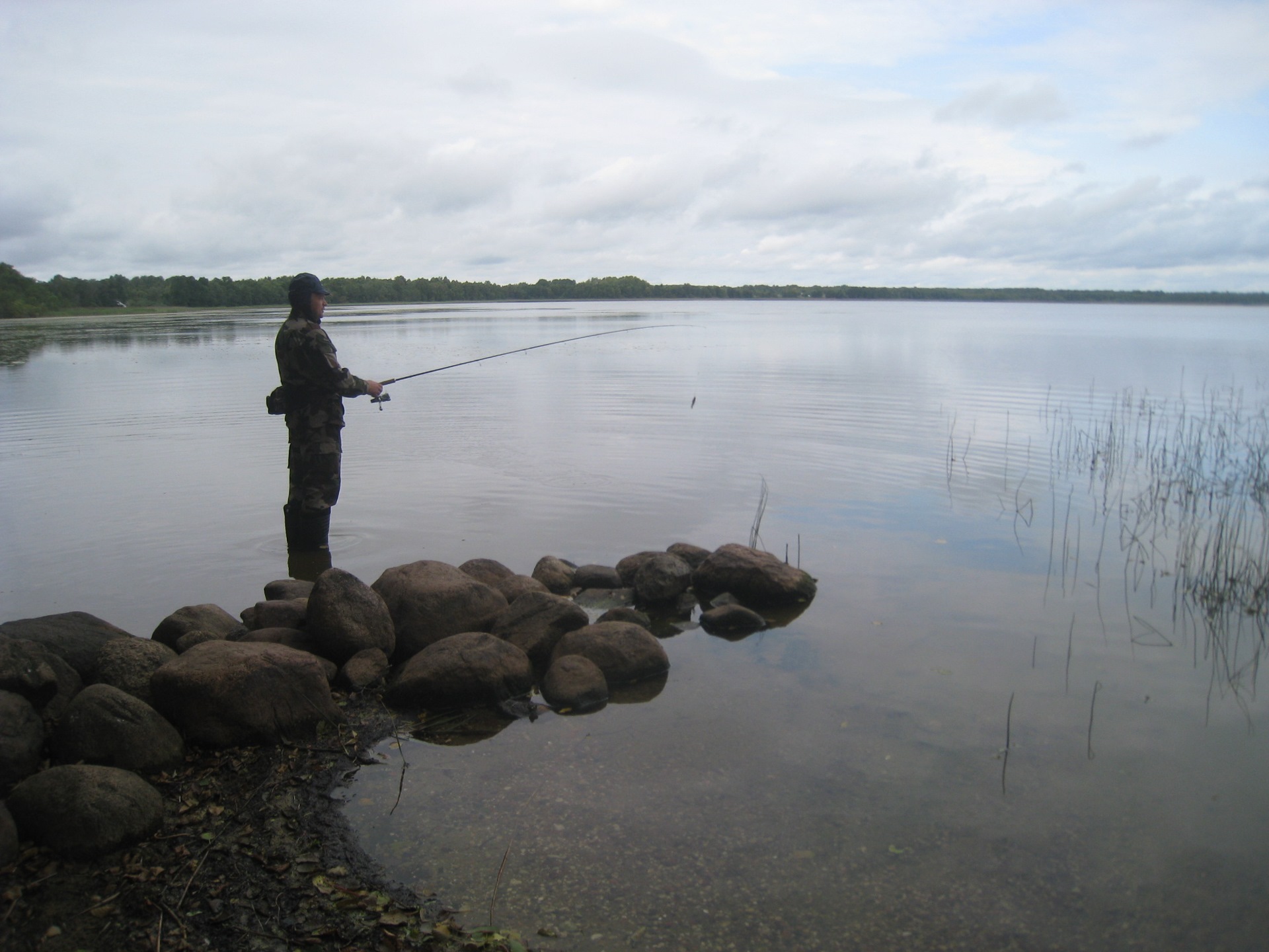 Рыбалка на белом озере Вологодская область