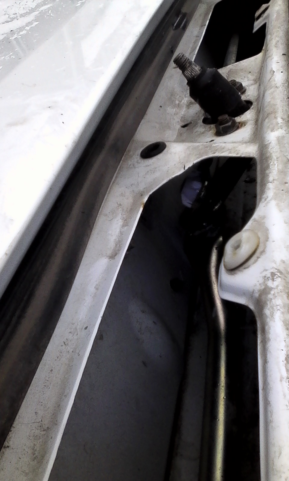 Замена передних колодок. Ремонт дворников. — Great Wall Hover, 2 л ...