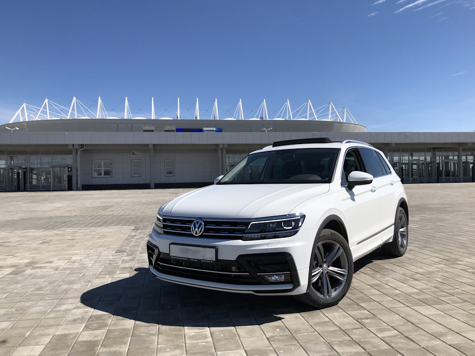 Tiguan 2 Sportline. VW Tiguan Sportline 2020. VW Tiguan Sportline 2019. Фольксваген Тигуан спортлайн 2021.