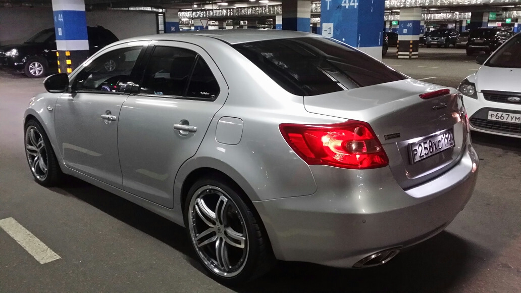 Suzuki kizashi drive2. Диски suzuki r17. Шины suzuki kizashi. Suzuki kizashi 2011. Диски kizashi r16.