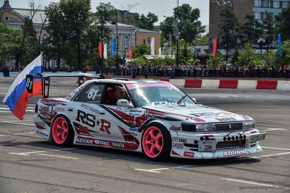 Toyota Chaser дрифт