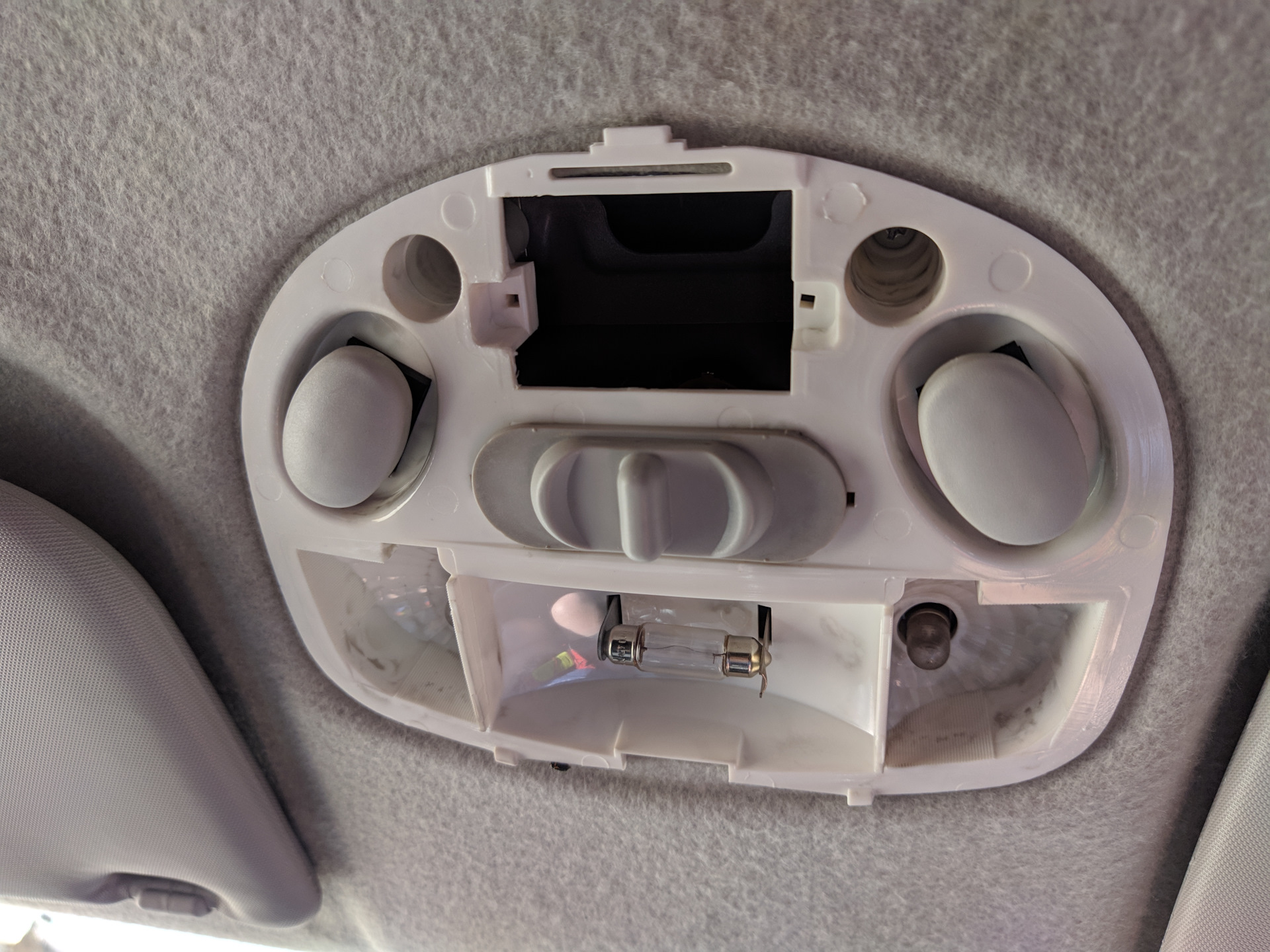 Подключение видеорегистратора — Lada Калина 2 универсал, 1,6 л, 2014 ...