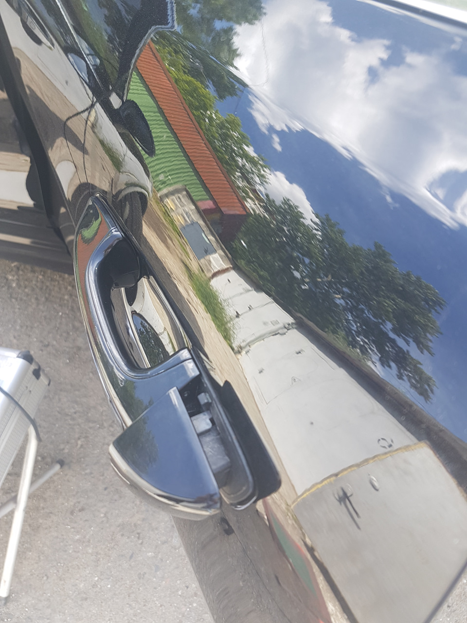 Собирать надо все в том же порядке, сначала ручка затем ответная часть — Porsche Cayenne (2G) 958