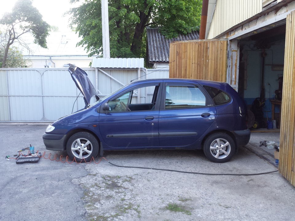 Фото в бортжурнале Renault Megane Scenic