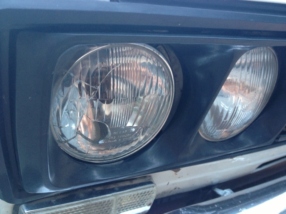Лопнула фара — Lada 21065, 1,7 л, 1996 года | запчасти | DRIVE2