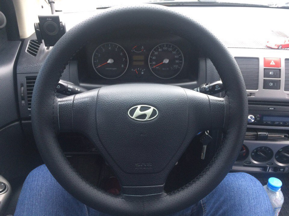 Диаметр руля гетц. Диаметр руля гетц. Руль хендай гетц 2005. Руль hyundai getz 2006. Руль hyundai getz на accent.