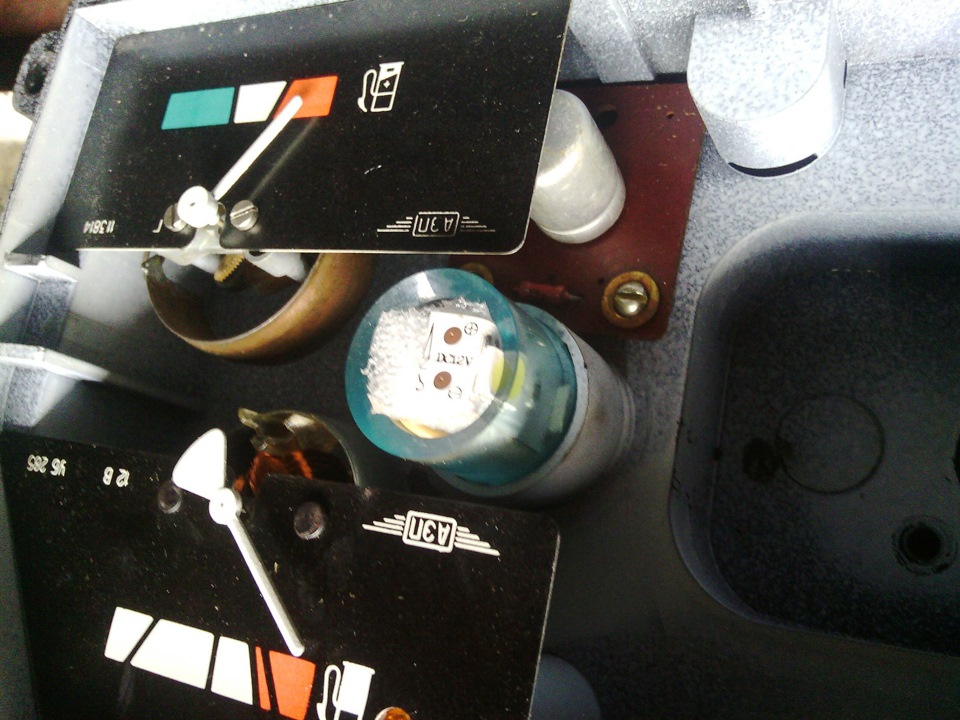 как я сделал светодиодную подсветку щитка приборов 2141 — Москвич 2141 ...