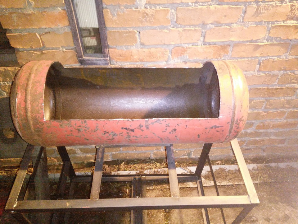 Что можно сделать из старых газовых баллонов