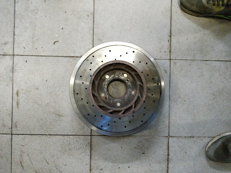 Фото в бортжурнале Nissan Skyline (R32)