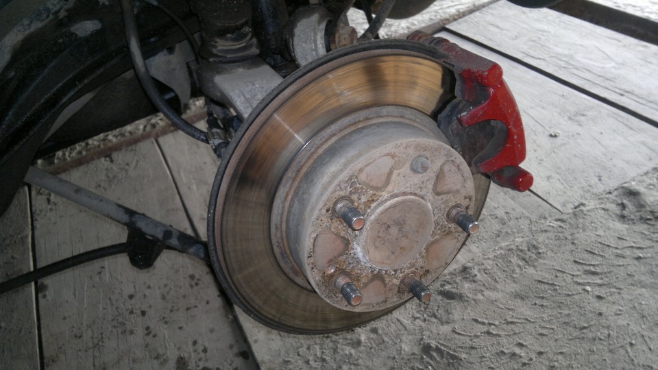 Замена шпильки заднего колеса — Honda Accord (7G), 2,4 л, 2007 года ...