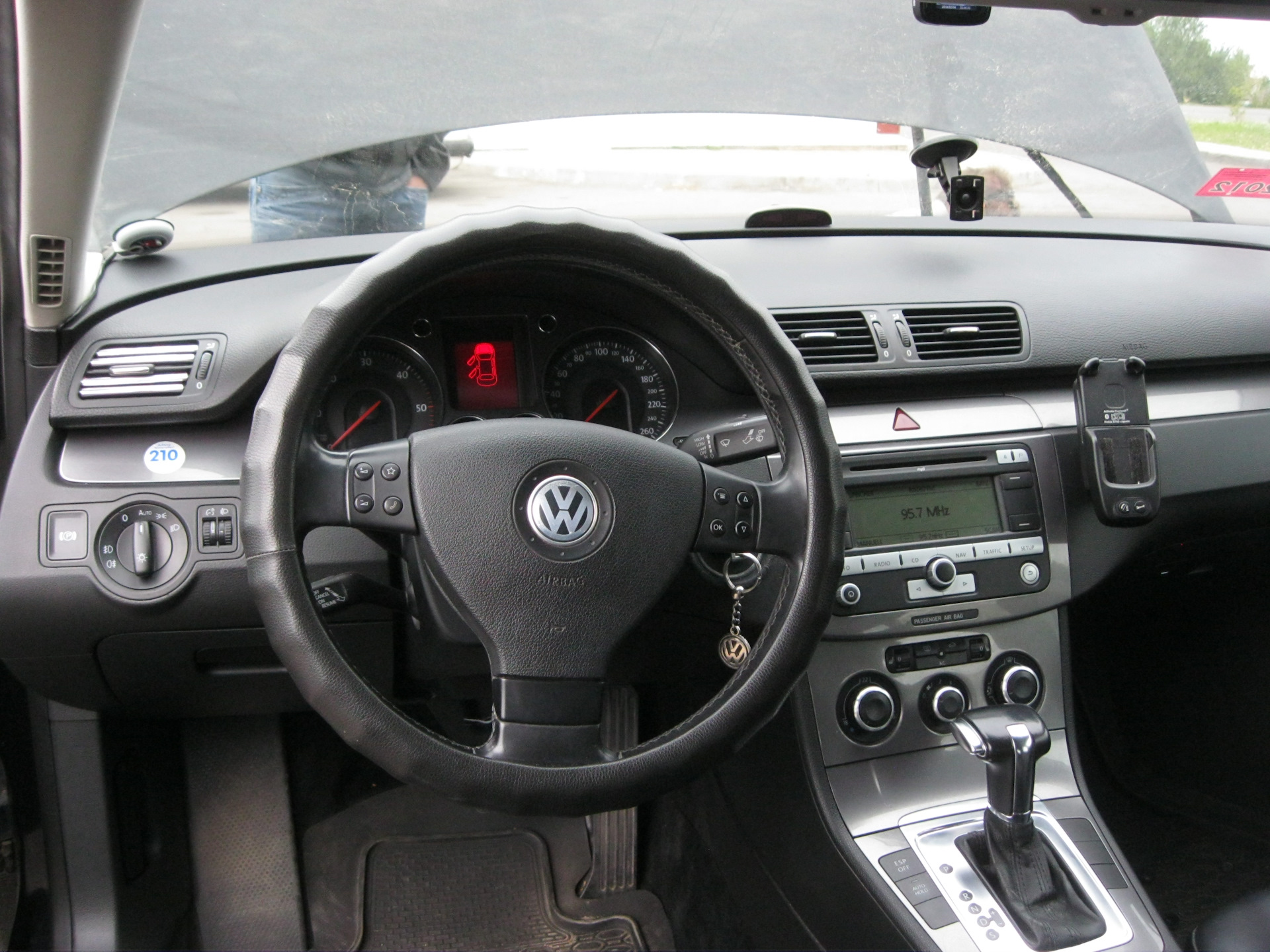 Фольксваген пассат б6 автомат. Volkswagen Passat b6 2.0 TDI 2009. Passat b6 DSG. Passat b6 автомат.
