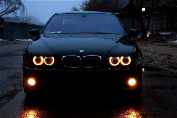 Ангельские глазки BMW E39 RGB 40W с пультом