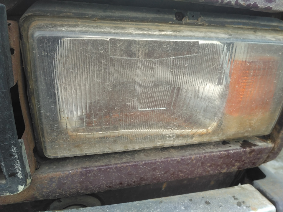 Замена отражателя фары! — Lada 21073, 1,6 л, 2006 года | своими руками ...