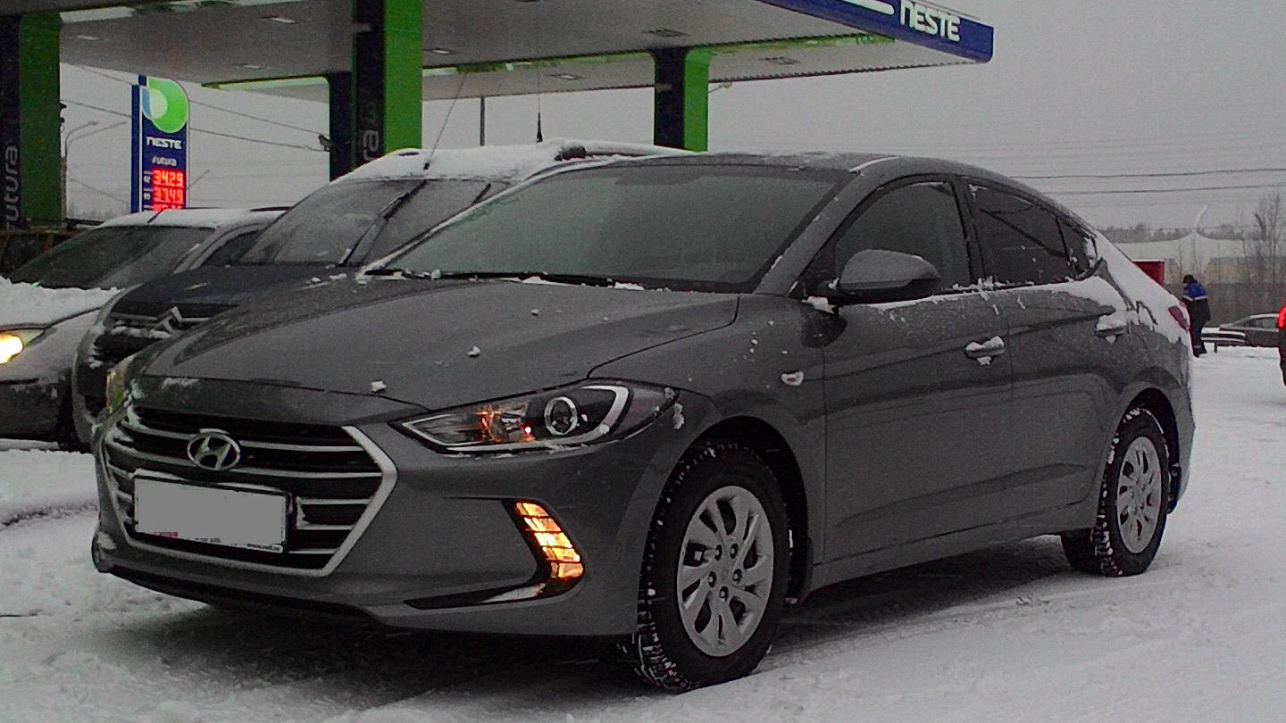 Hyundai elantra drive2