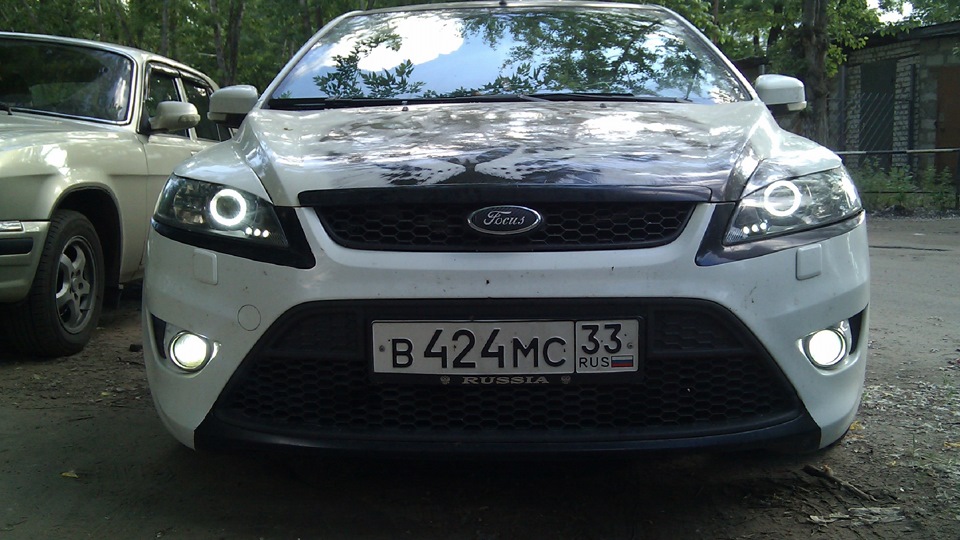 Ford Focus Sedan Белый Барс