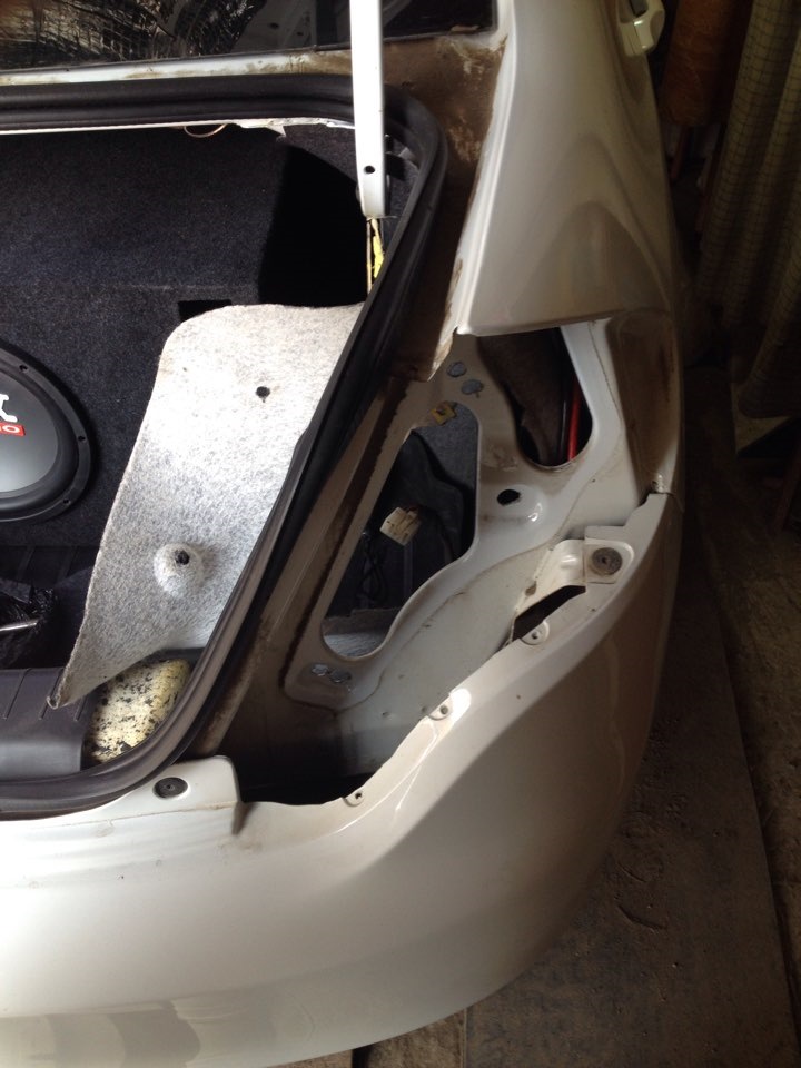 Замена габарита в фонаре — ТагАЗ c10, 1,3 л, 2012 года | расходники ...