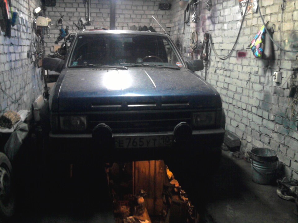 Приобрел по случаю — Nissan Terrano I, 2,4 л, 1991 года | покупка ...
