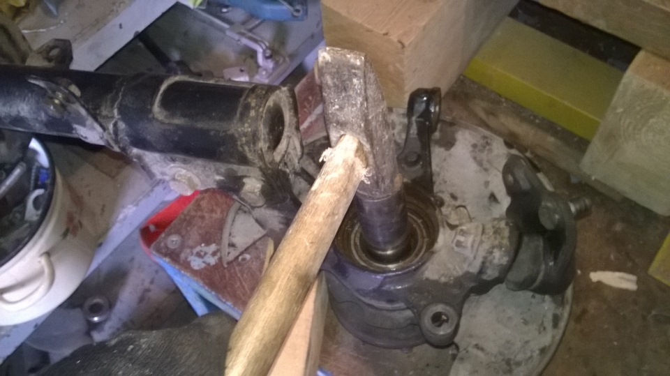 выбиваем ступицу — Toyota Corolla (120)