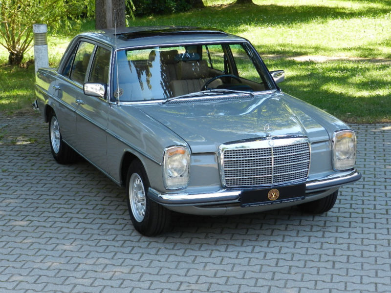 Mercedes 230