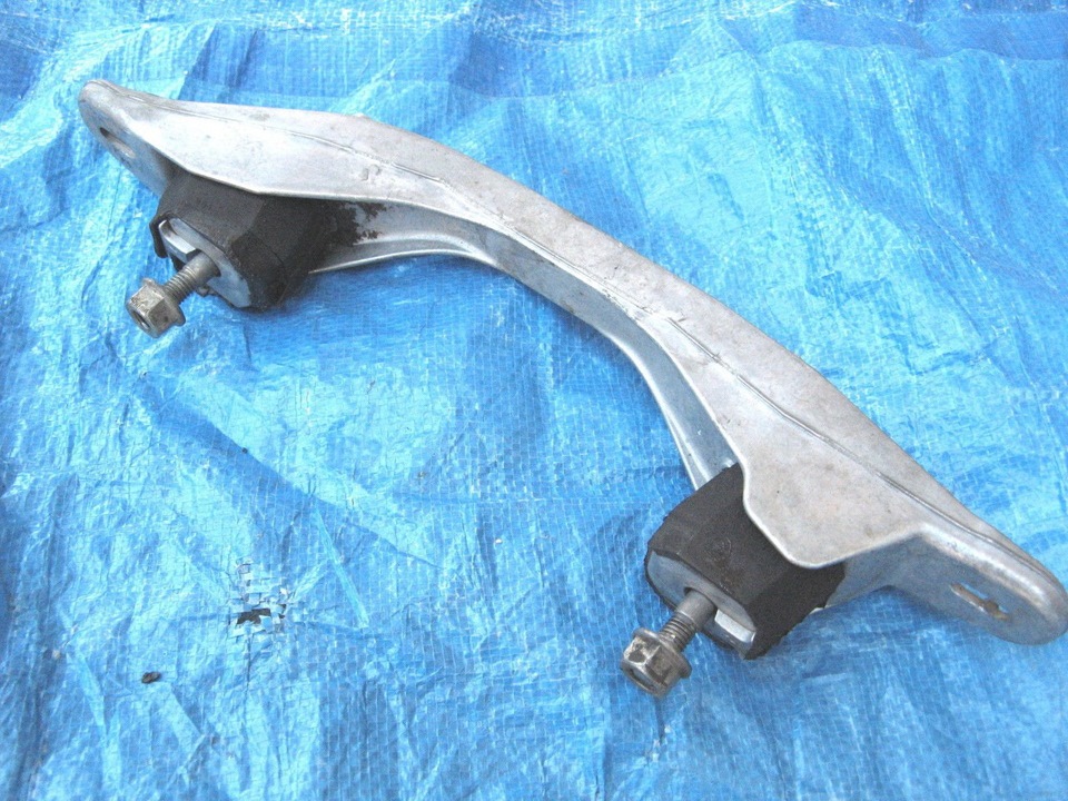 Ищу опору коробки getrag 265 — Сообщество «BMW E28 Club» на DRIVE2