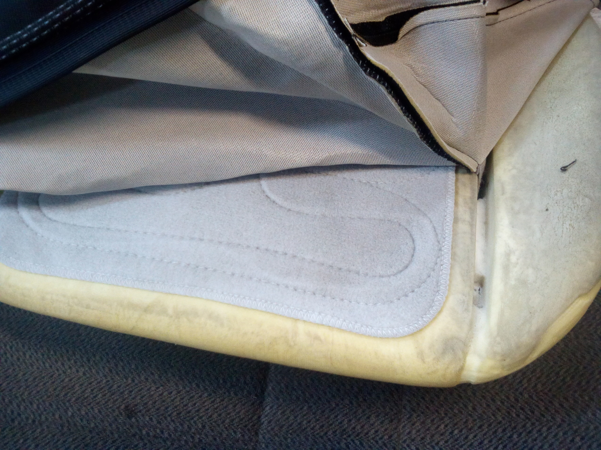 Замена обивки на сиденьях 2015 часть 1 разбор. — УАЗ Patriot, 2,7 л ...