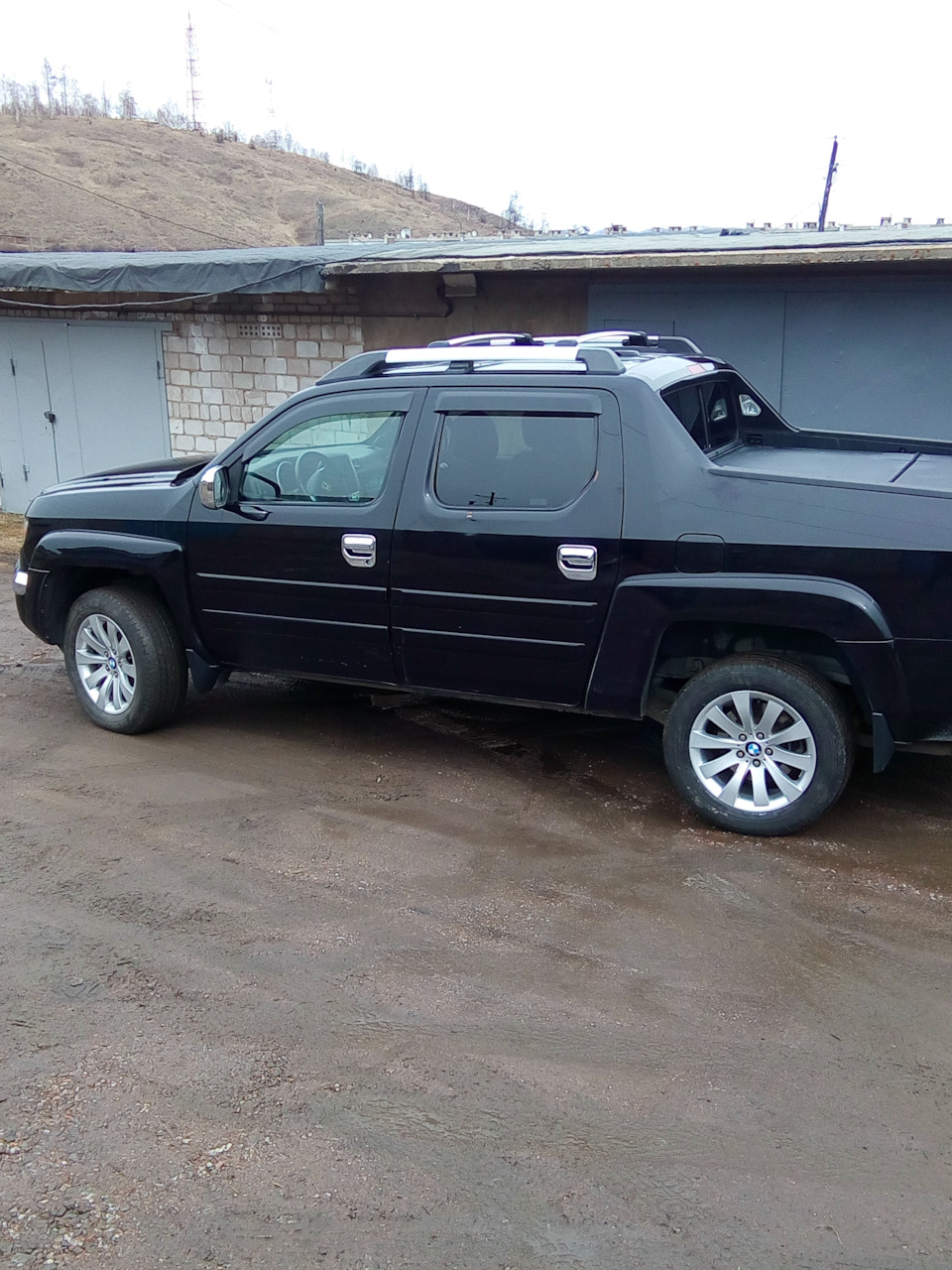 Убрал хромированные накладки — Honda Ridgeline (1G), 3,5 л, 2007 года |  аксессуары | DRIVE2