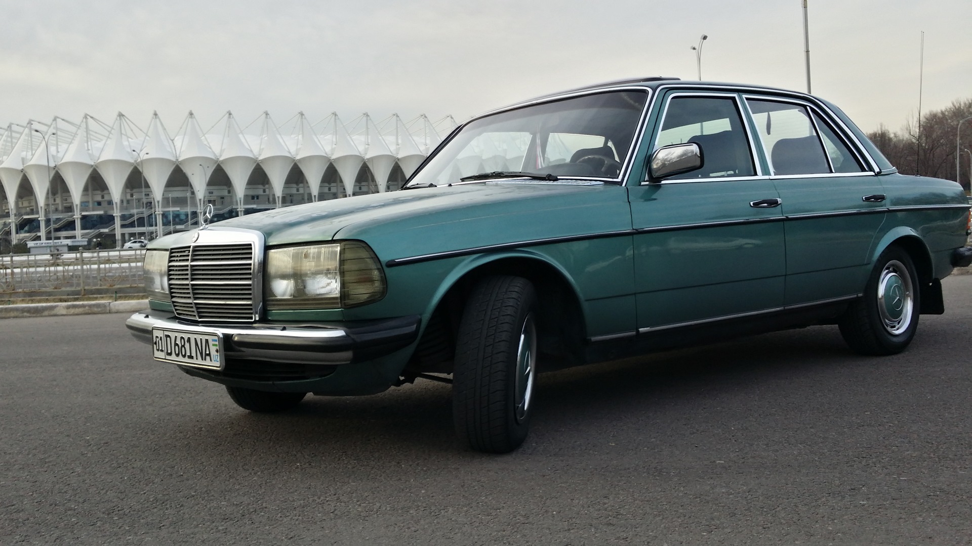 Mercedes-Benz W123 2.8 бензиновый 1980 | Немецкая классика на DRIVE2