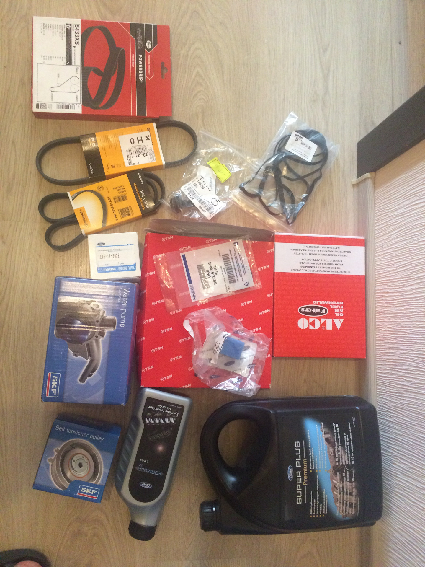 Замена ремней, заправка кондиционера и большое то — Ford Fiesta (Mk V ...