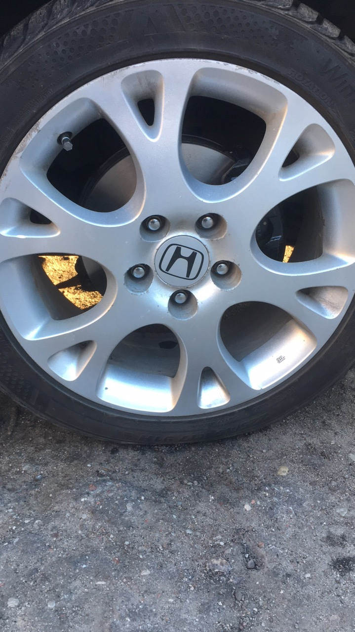 Замена передних тормозных дисков, колодок и покраска суппортов. — Honda ...