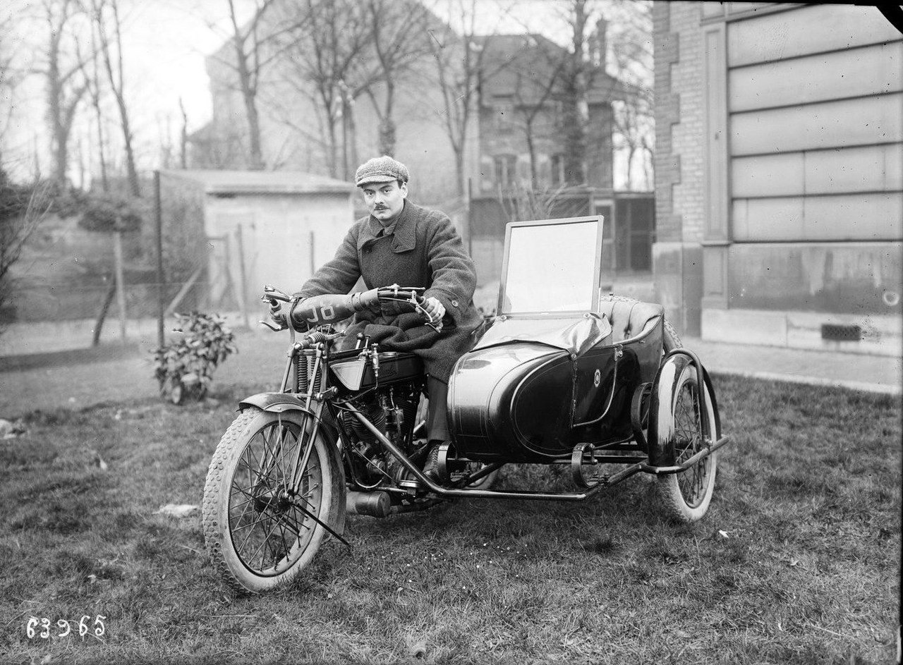 Мотоцикл 1921