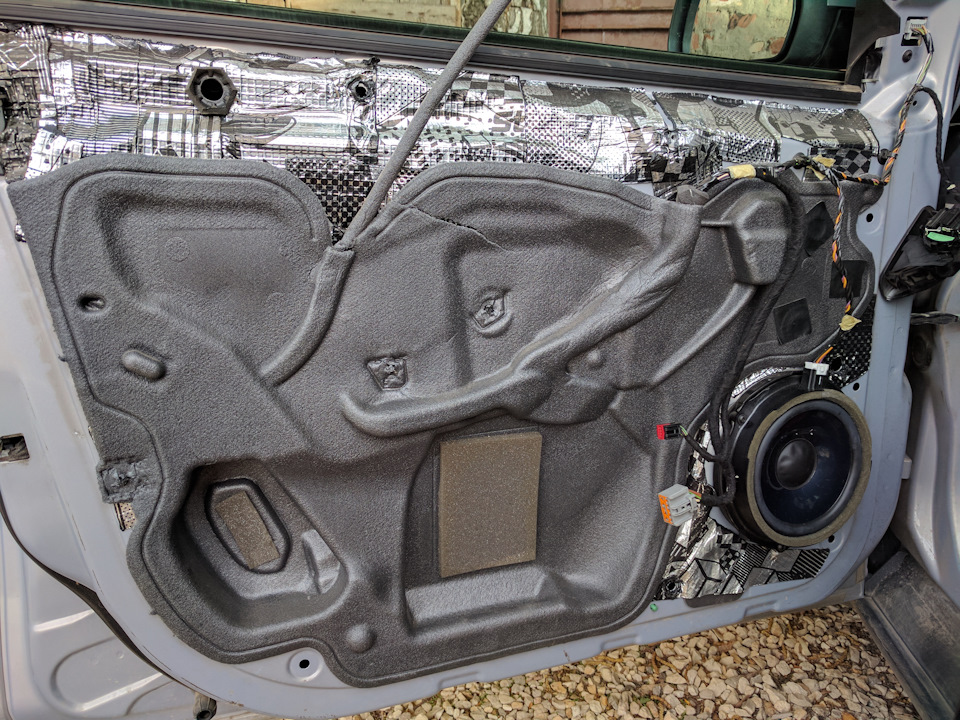 Установка "синих" динамиков РП7 — Ford Focus Wagon III, 1,6 л, 2012 ...