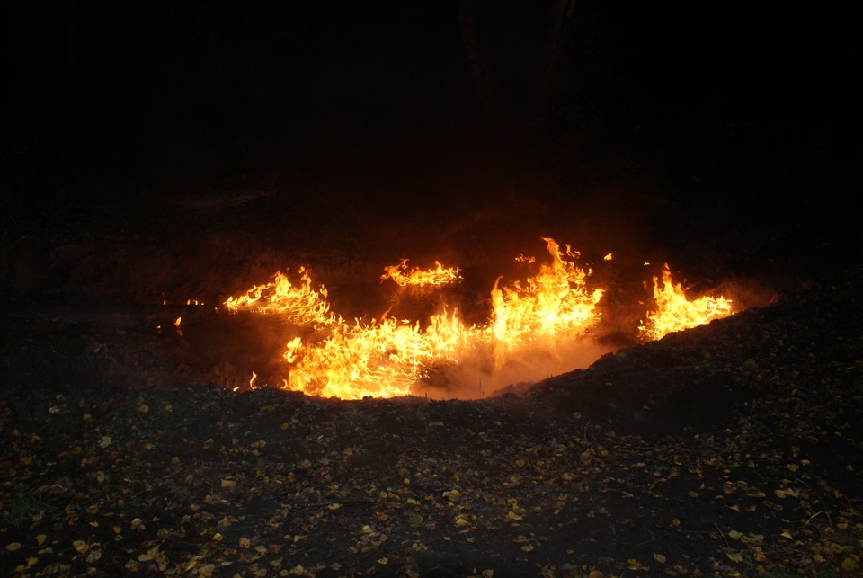 Горит золотое кольцо. Саурон и кольцо всевластия. Горит золотое кольцо. Горит золотое кольцо. Самара сгорел ресторан.