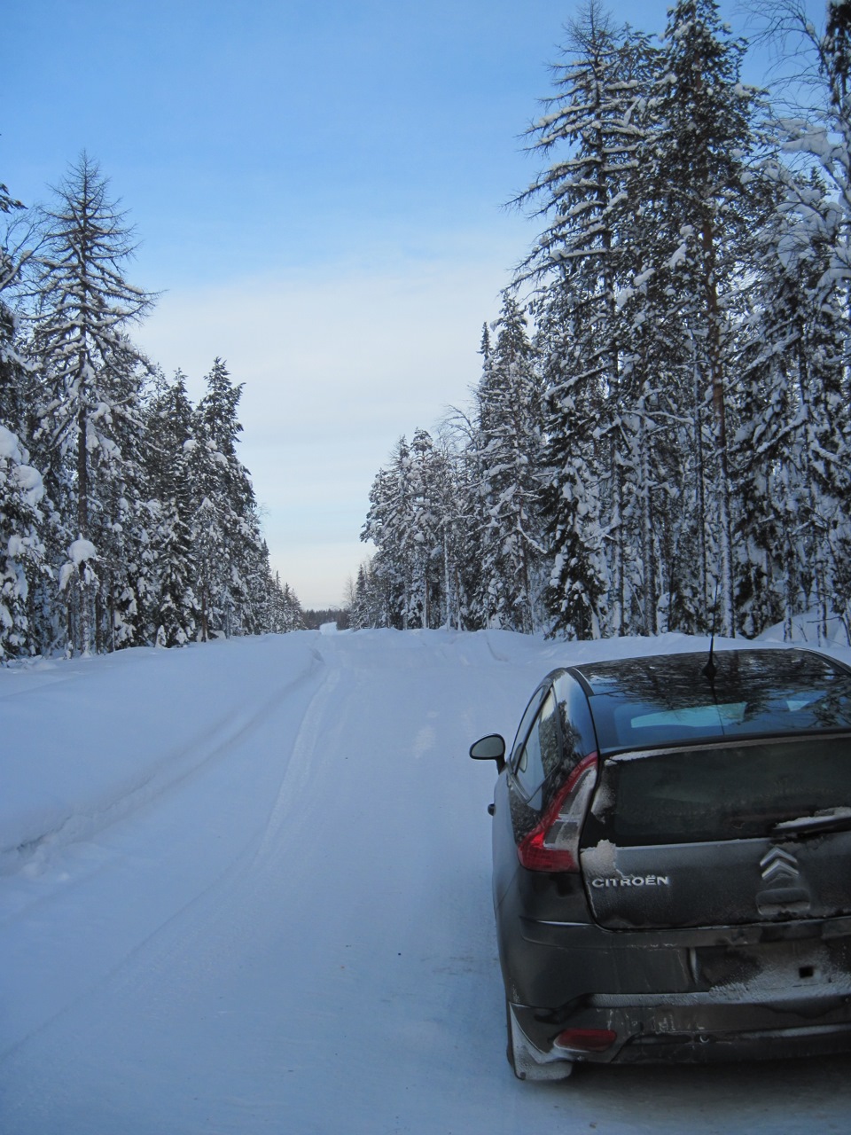 Поездка Архангельск — Нарьян-Мар 2010.Зимник. Trip француза. —  Mercedes-Benz E-class (W124), 2,3 л, 1989 года | покатушки | DRIVE2