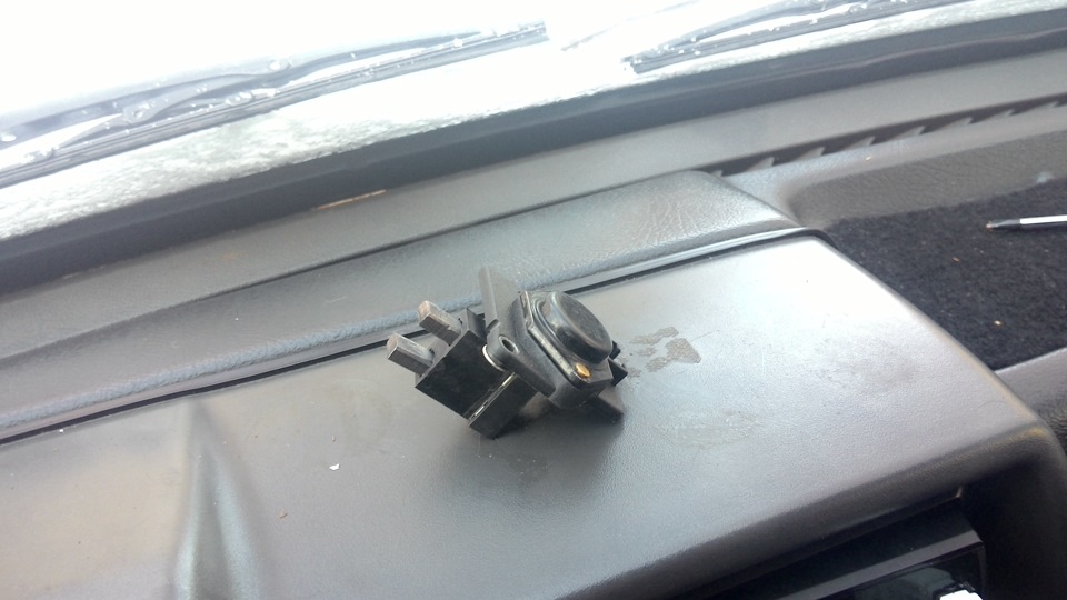 Заряд АКБ, замена щеток генератора — Lada 21099, 1,5 л, 2000 года ...