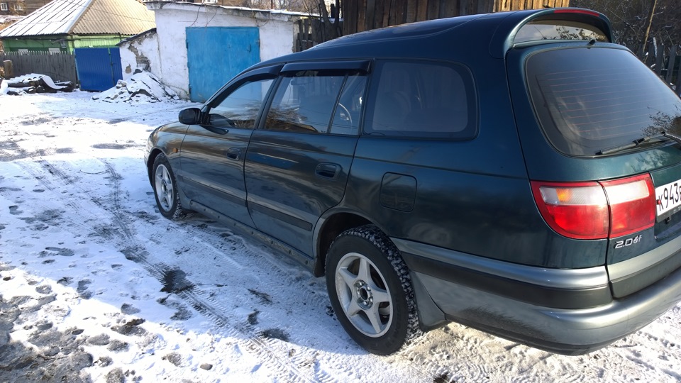 Toyota Caldina Aerial 1996