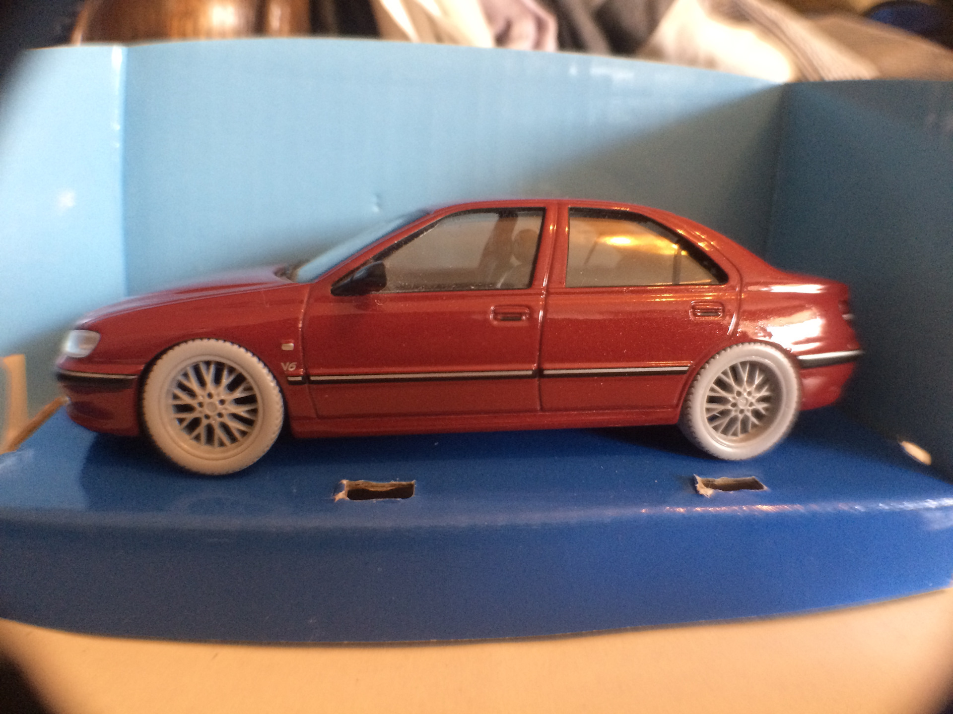 Peugeot 406 1995-2004 годов выпуска. Обзор модели.