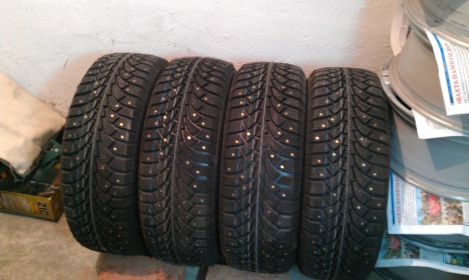 Кама 519. Кама евро 519 205/60 r15t. Кама евро зимняя резина р15. Кама евро 519 и Нордман 5. Кама р15 зима порезанная.