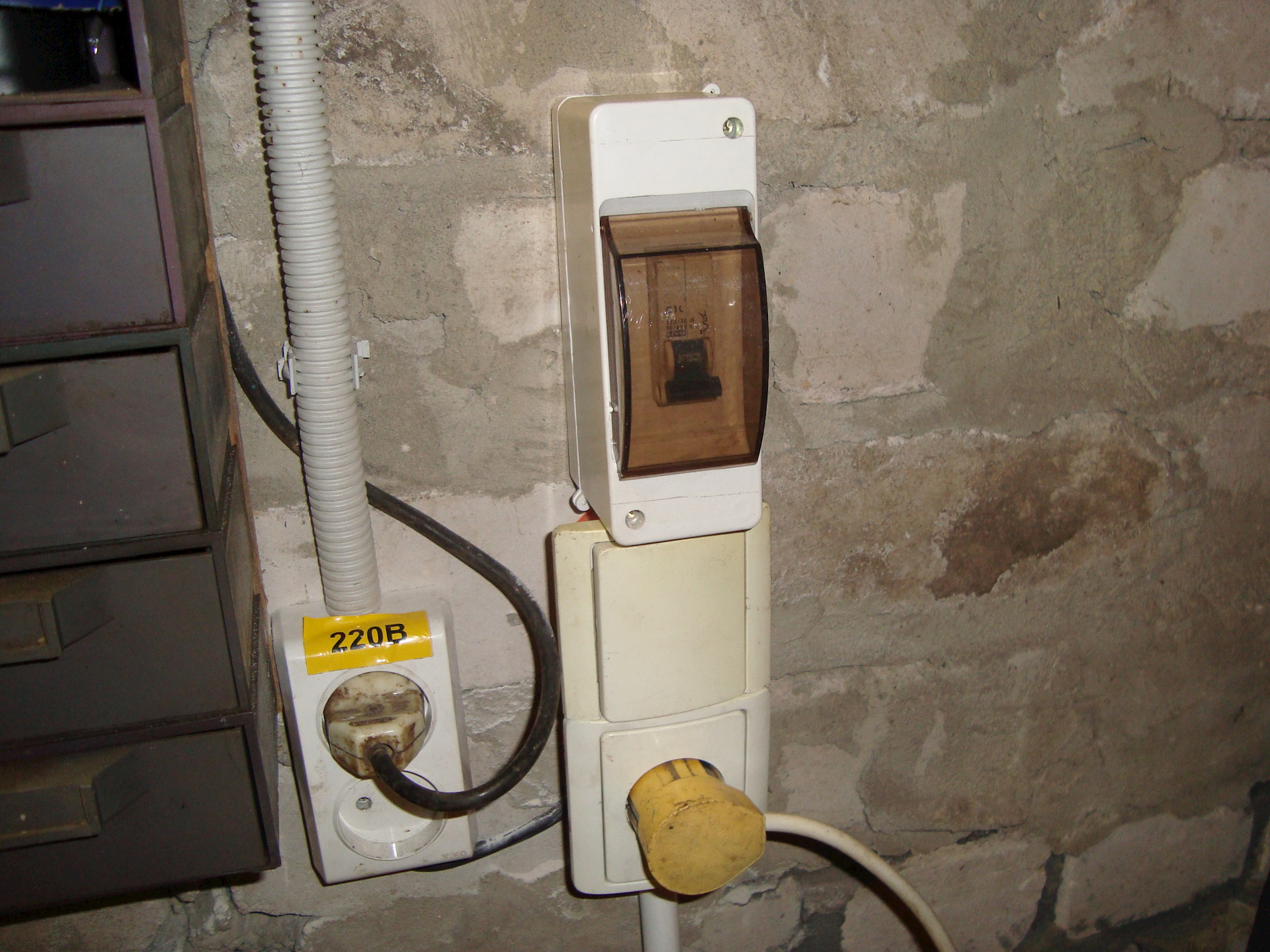 Освещение смотровой ямы в гараже. — DRIVE2