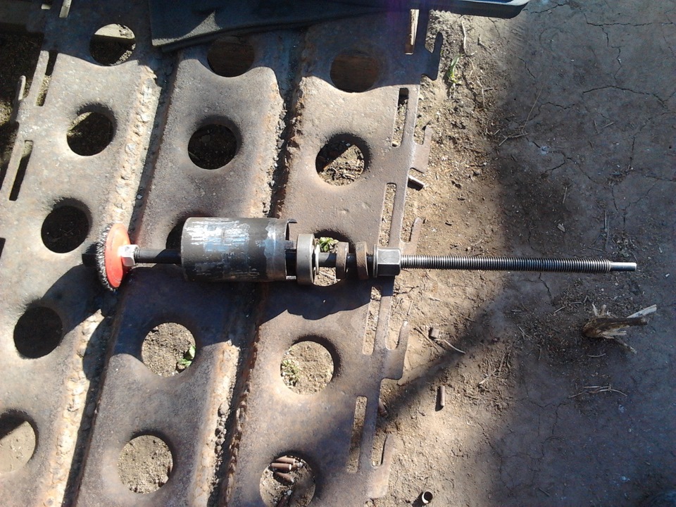 Убираем люфт задних ступиц — Mercedes-Benz W123, 2,4 л, 1984 года ...