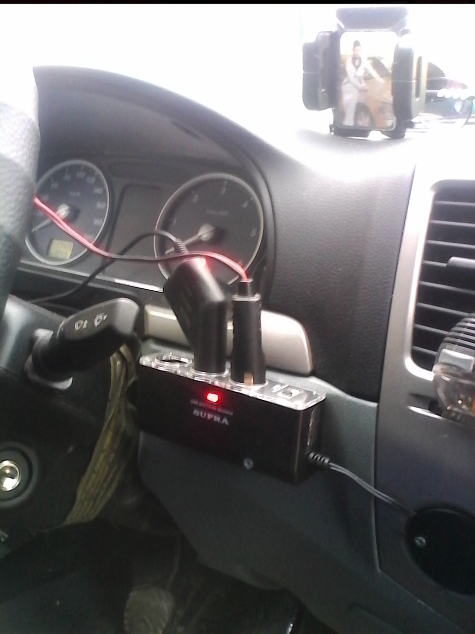 Тройник розеток в прикуриватель — ГАЗ Газель, 2,9 л, 2012 года | тюнинг ...