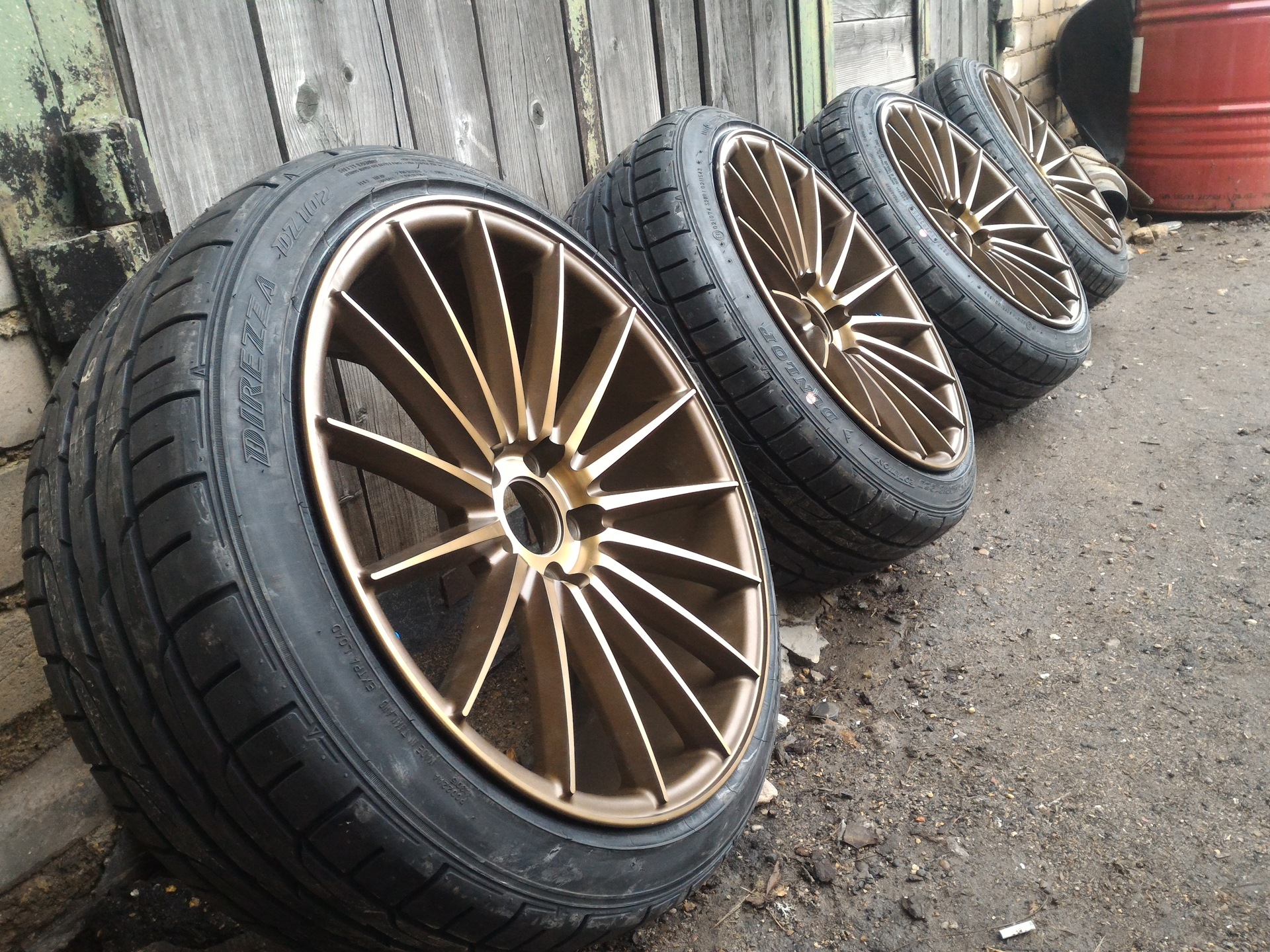 60 r18. 8j 205 40 r19. R17 255/45 j8. Dunlop Direzza dz102 225/40 r18. 205/45r18.