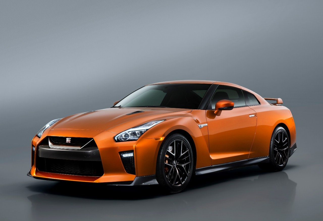 Как выглядит машина гтр Обновленный Nissan GT-R 2017 - DRIVE2