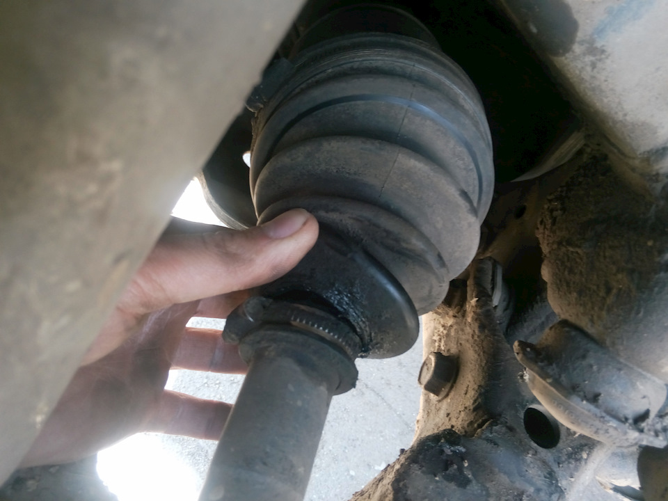 Пыльник шруса внутренний понтиак вайб 2003. Пыльник шруса sat bkfd-013. Тойота альфард пыльник шрус внутренний. Пыльник ленд крузер 100. Пыльник внутреннего шруса pontiac vibe.