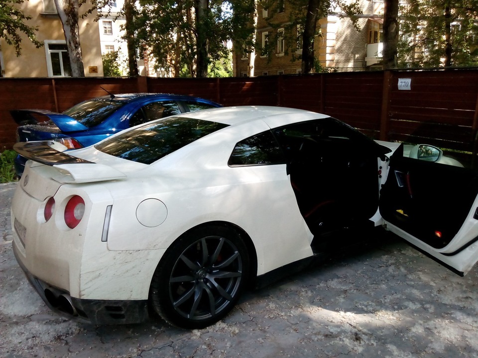 Nissan GTR drive2