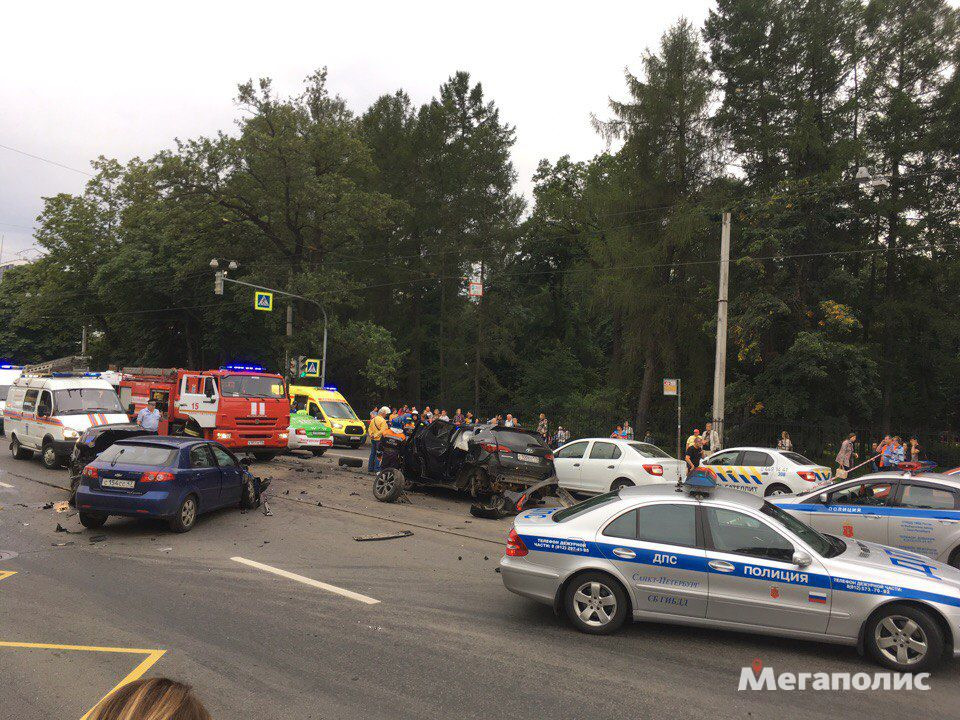 Видео аварии в санкт петербурге вчера. Авария на Энгельса вчера Санкт-Петербург. Аварии в СПБ сегоднявидио.