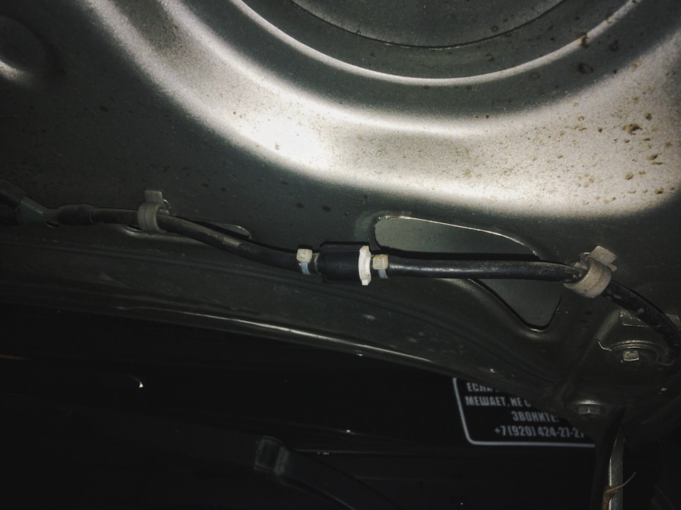 Дэу нексия омыватель лобового стекла. Бачок стеклоомывателя дэу нексия 2011. Бачок омывателя daewoo nexia. Дэу нексия омыватель лобового стекла. Бачок омывателя дэу нексия н100.