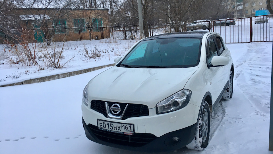 Кашкай 2 литра. Nissan Qashqai 2013 гос номера. Ниссан Кашкай топовый белый. Ниссан Кашкай белый зимой. Ниссан Кашкай белый в снегу.