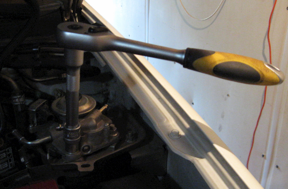 Вторая гайка правее… — Mitsubishi Pajero Sport (2G)